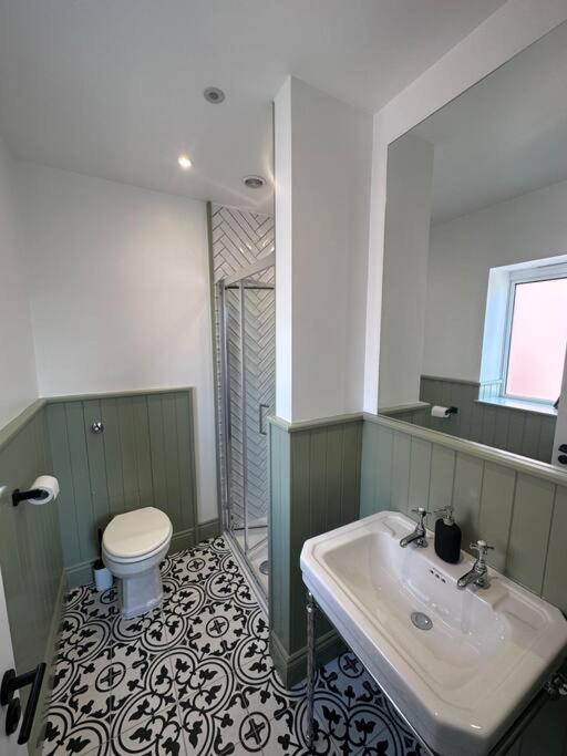 Вилла Riverside 3 Bed House Винчестер Экстерьер фото