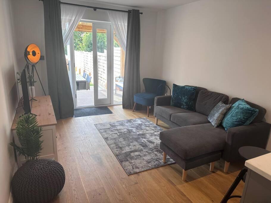 Вилла Riverside 3 Bed House Винчестер Экстерьер фото
