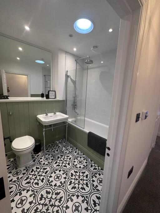 Вилла Riverside 3 Bed House Винчестер Экстерьер фото