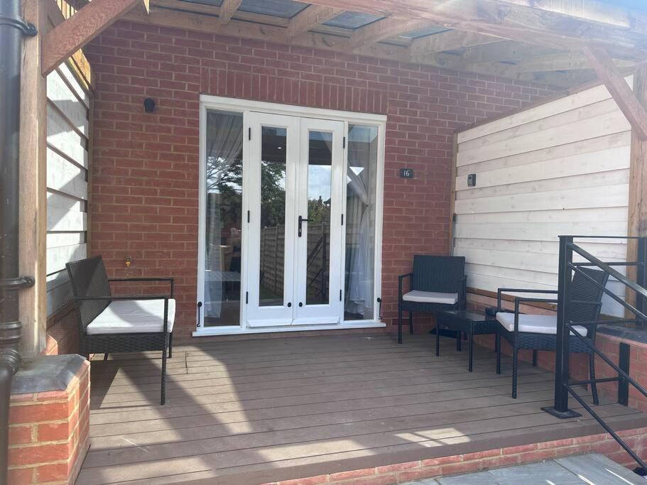 Вилла Riverside 3 Bed House Винчестер Экстерьер фото